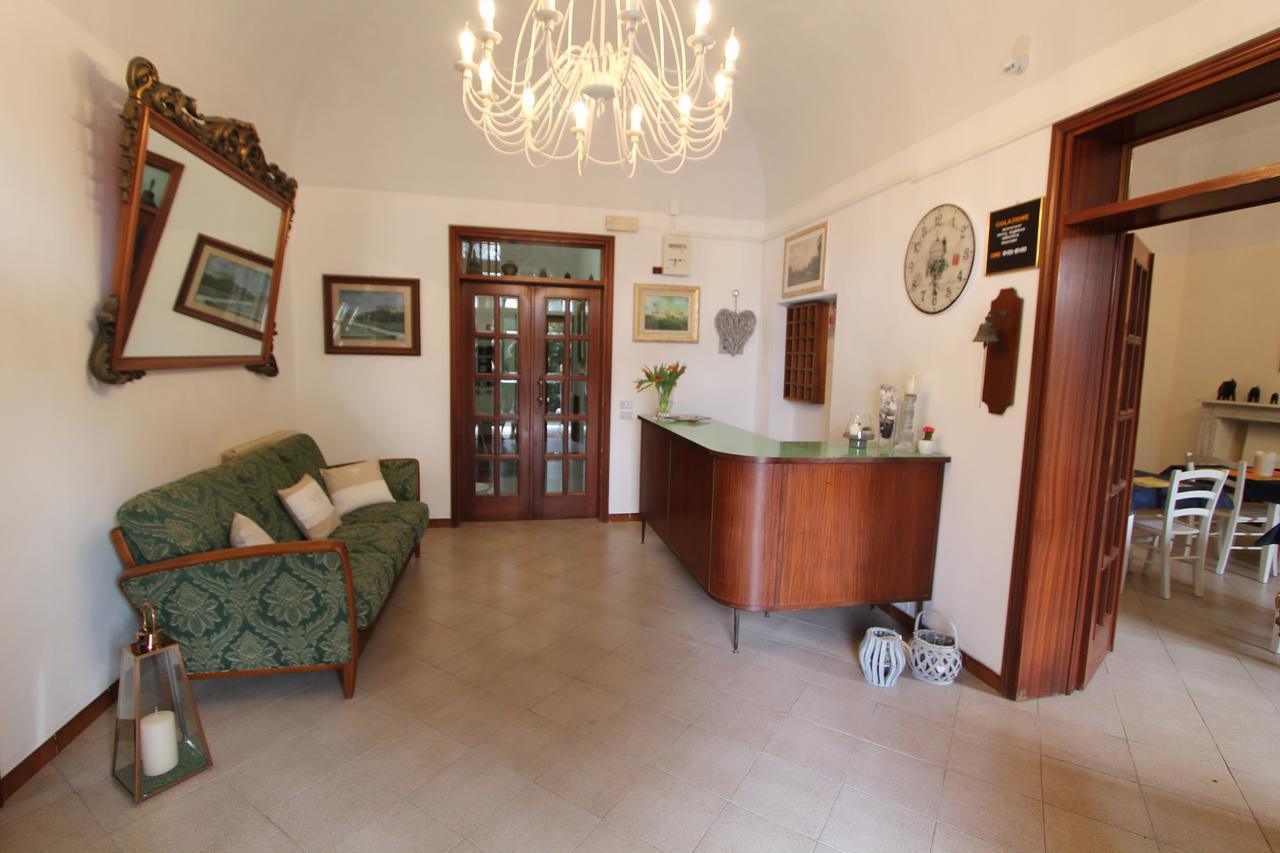 La Marinella Hotel 2*